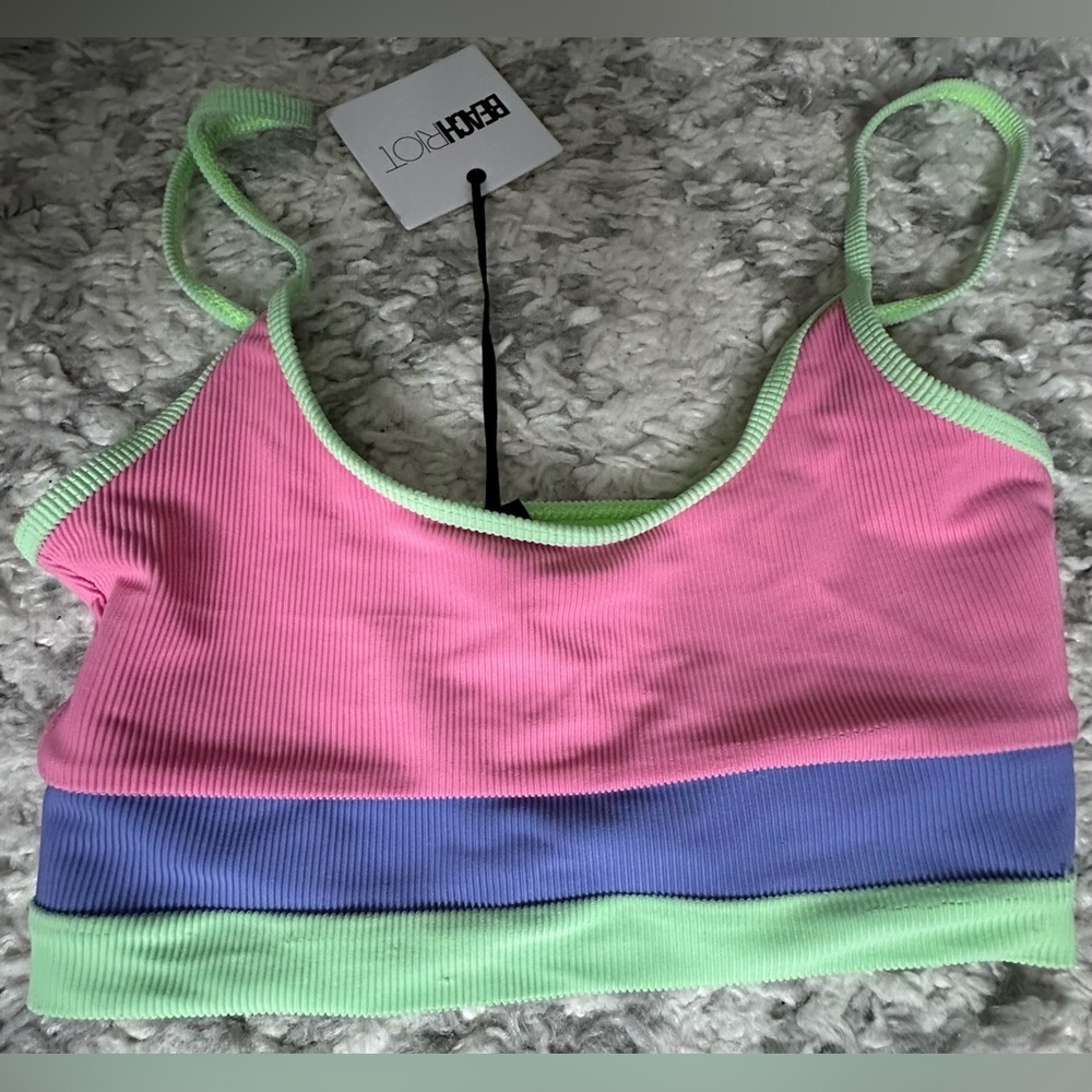 🎸Beach Riot🎸🔥NWT🔥Eva Top— M - Picture 3 of 6